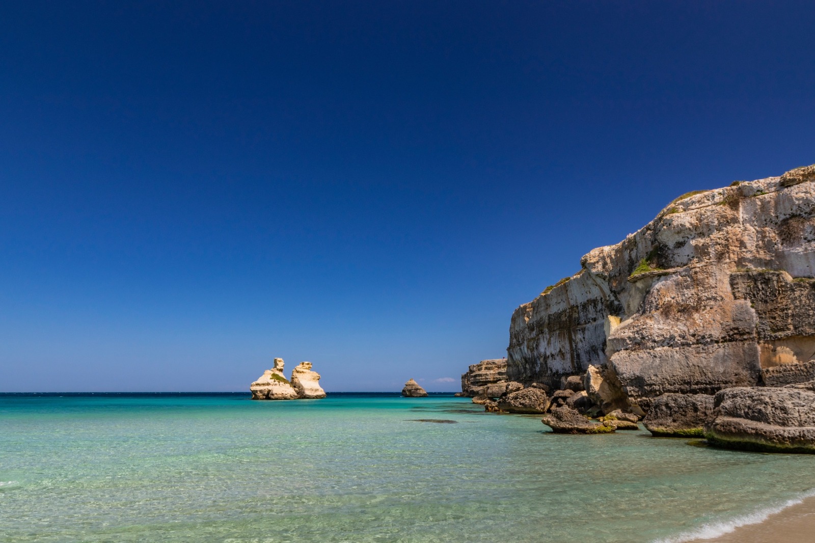 Tuffiamoci nell'estate! Tutti al mare, al lago e in piscina